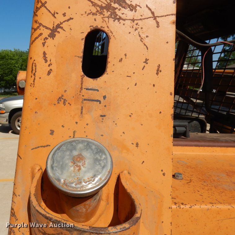 image for item DN1506 Case 1840  skid steer loader