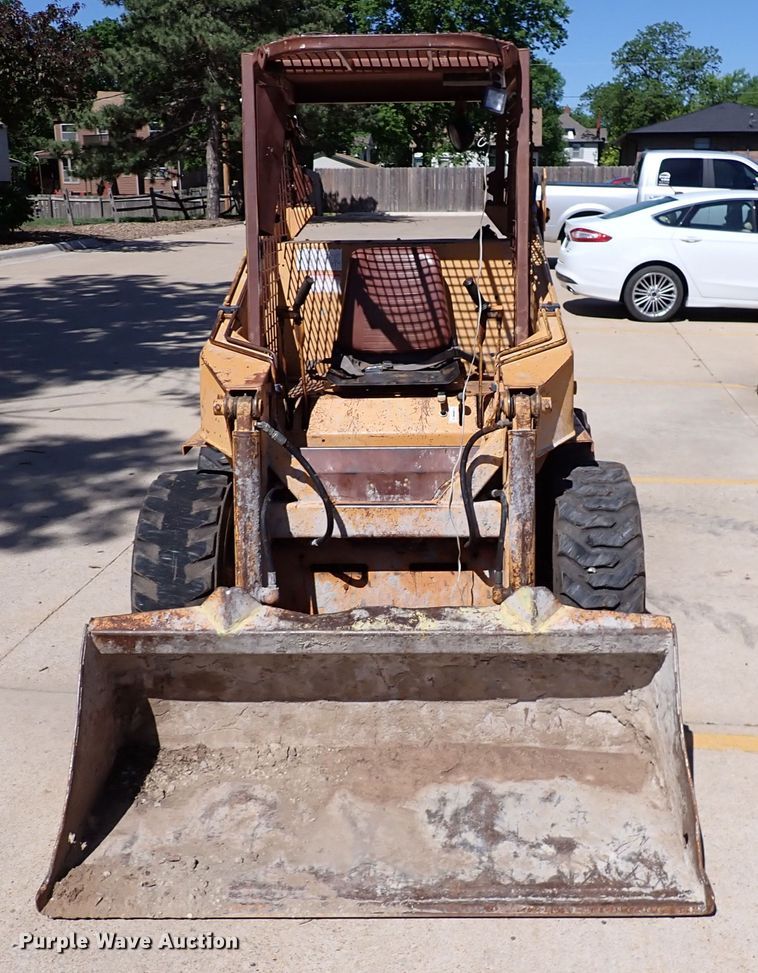image for item DN1545 Case 1835B  skid steer loader
