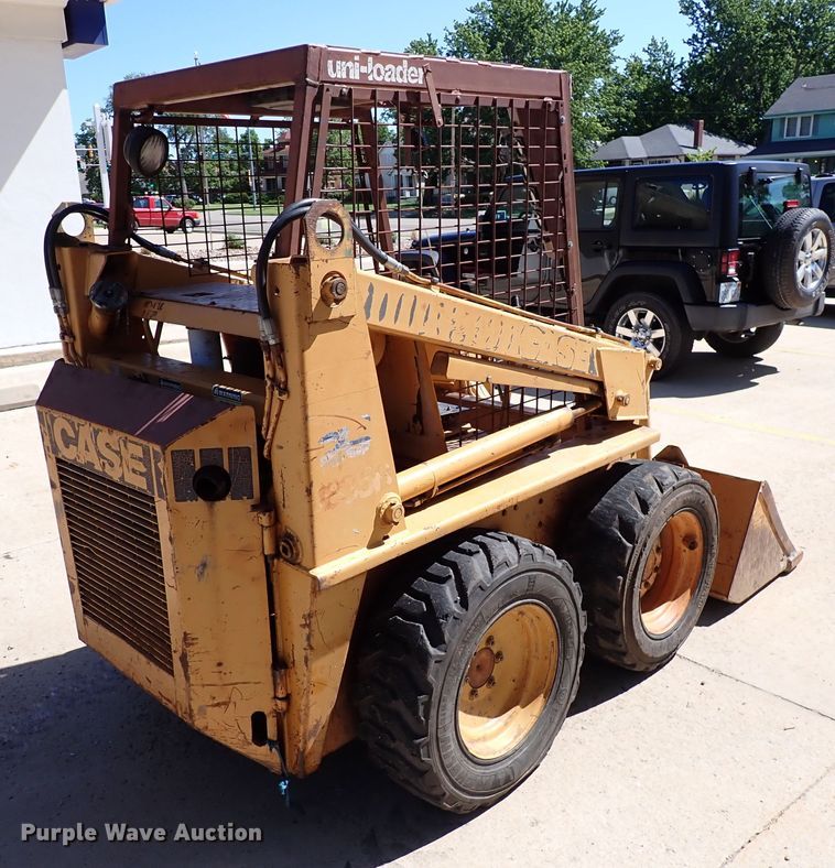 image for item DN1545 Case 1835B  skid steer loader