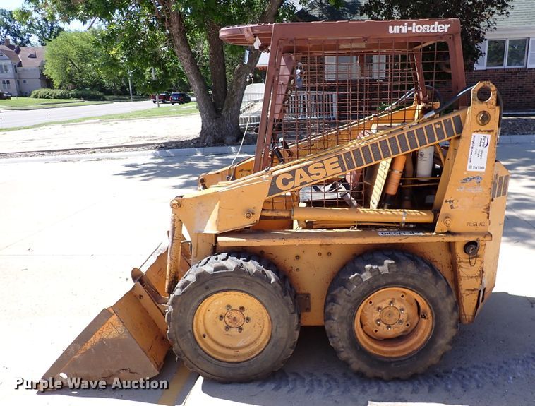 image for item DN1545 Case 1835B  skid steer loader