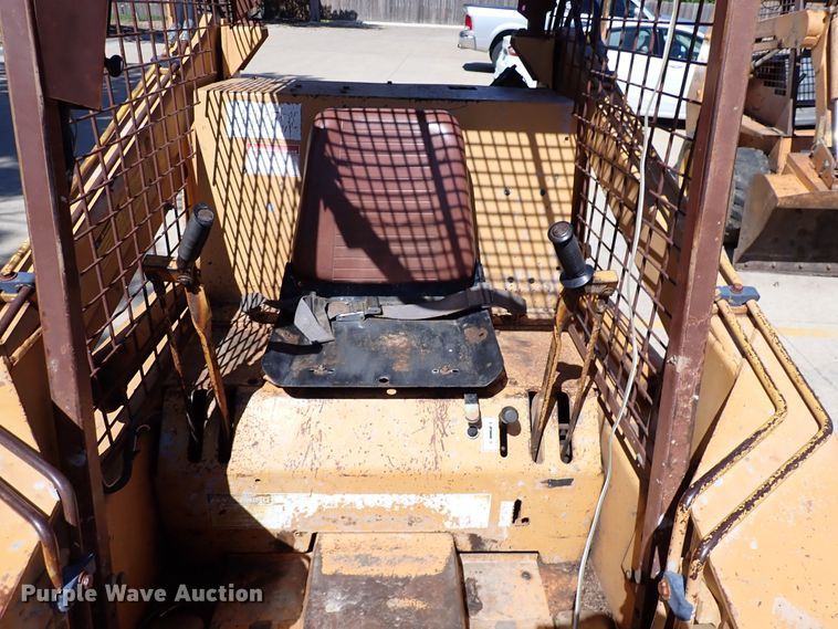 image for item DN1545 Case 1835B  skid steer loader