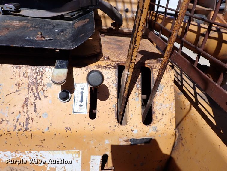 image for item DN1545 Case 1835B  skid steer loader