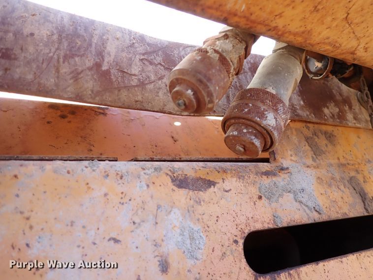 image for item DN1545 Case 1835B  skid steer loader