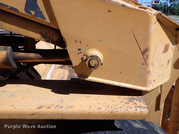 image for item DN1545 Case 1835B  skid steer loader