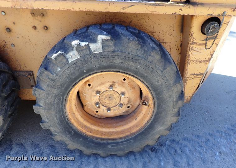 image for item DN1545 Case 1835B  skid steer loader