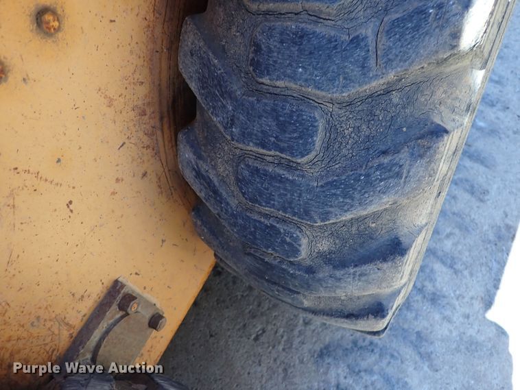 image for item DN1545 Case 1835B  skid steer loader