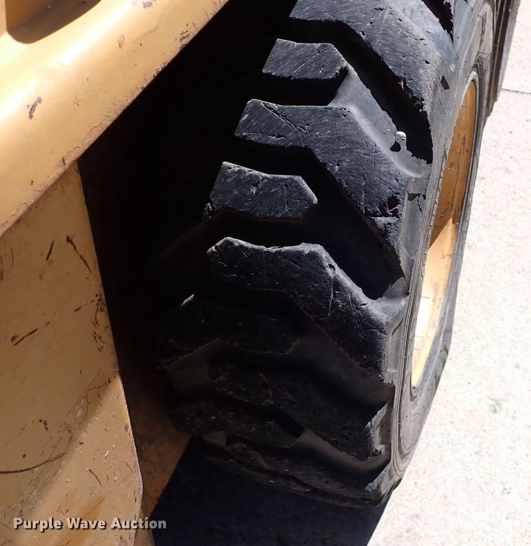 image for item DN1545 Case 1835B  skid steer loader