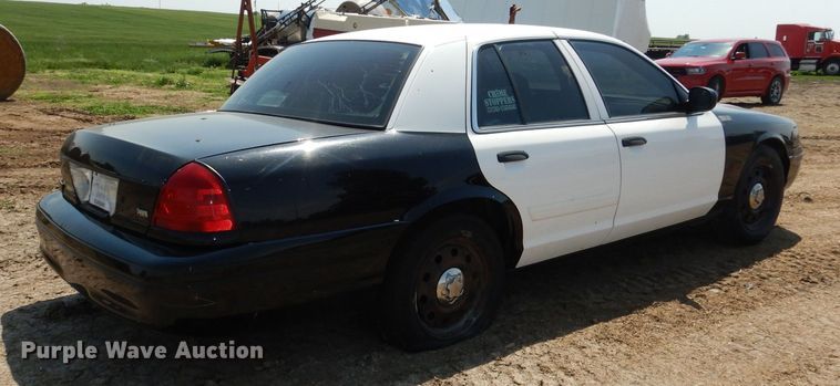 image for item DN1565 2011 Ford Crown Victoria Police Interceptor