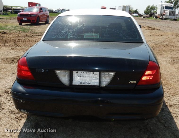 image for item DN1565 2011 Ford Crown Victoria Police Interceptor