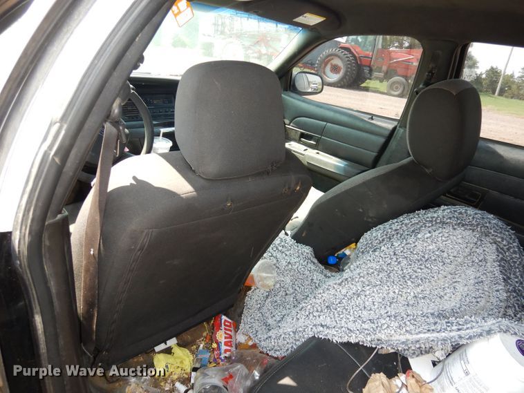 image for item DN1565 2011 Ford Crown Victoria Police Interceptor