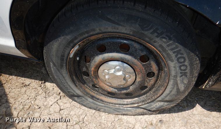 image for item DN1565 2011 Ford Crown Victoria Police Interceptor