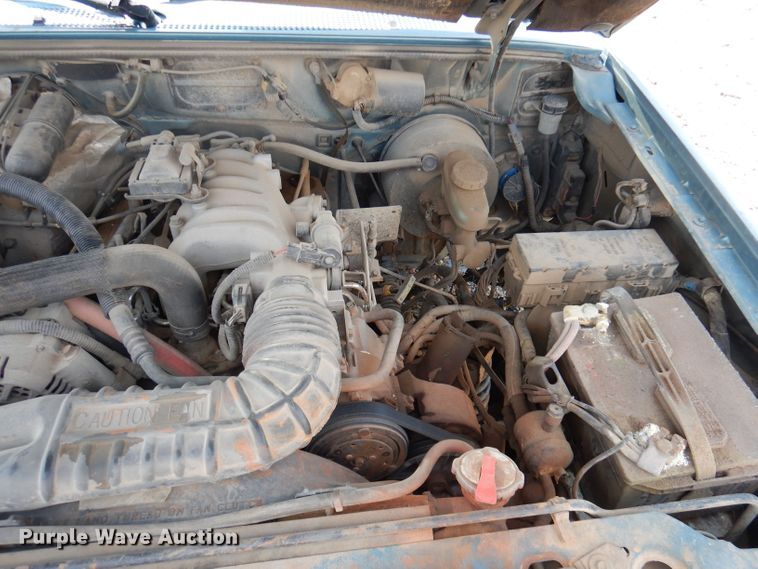 image for item DN1568 1994 Mazda B3000  pickup truck