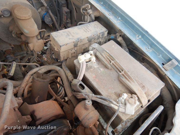 image for item DN1568 1994 Mazda B3000  pickup truck