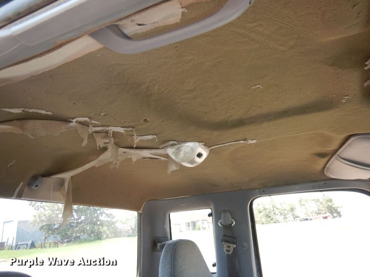 image for item DN1568 1994 Mazda B3000  pickup truck