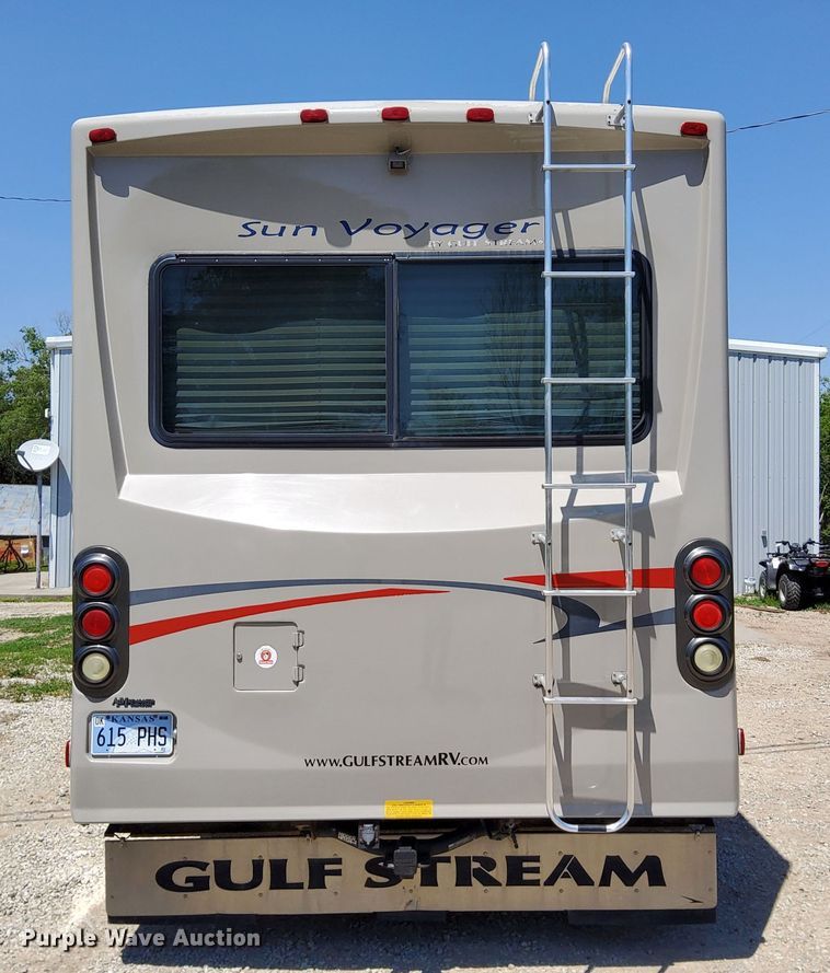 image for item DN6803 2004 Gulf Stream Sun Voyager 8378MXG  RV