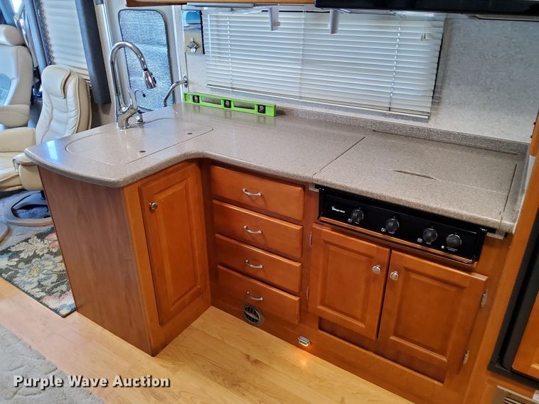 image for item DN6803 2004 Gulf Stream Sun Voyager 8378MXG  RV