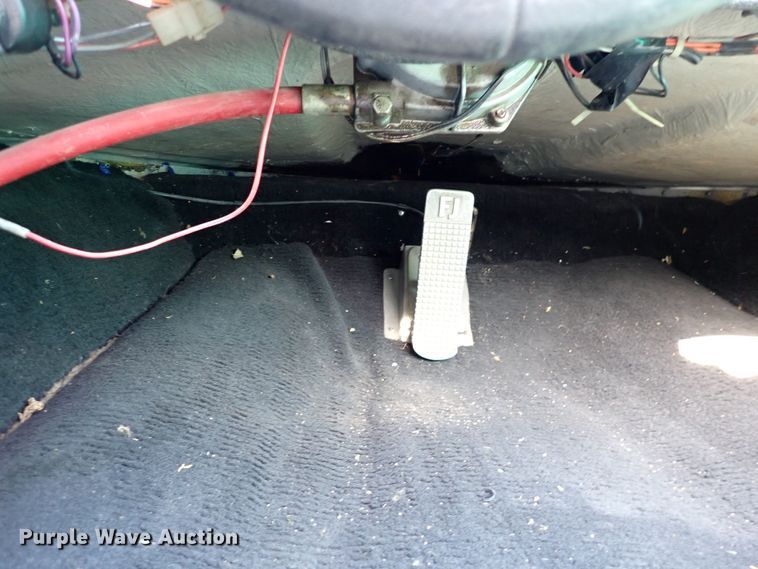 image for item DN6808 1987 Funjet  boat