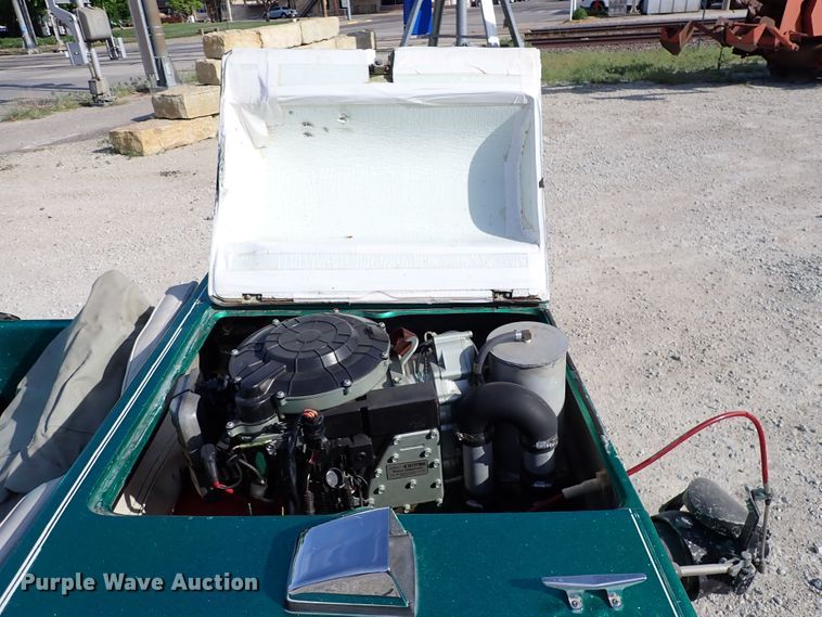 image for item DN6808 1987 Funjet  boat