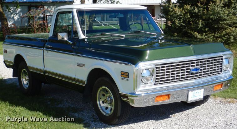 image for item DN7393 1972 Chevrolet Cheyenne 10  pickup truck