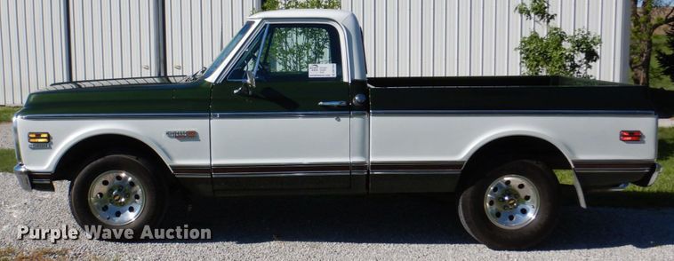 image for item DN7393 1972 Chevrolet Cheyenne 10  pickup truck