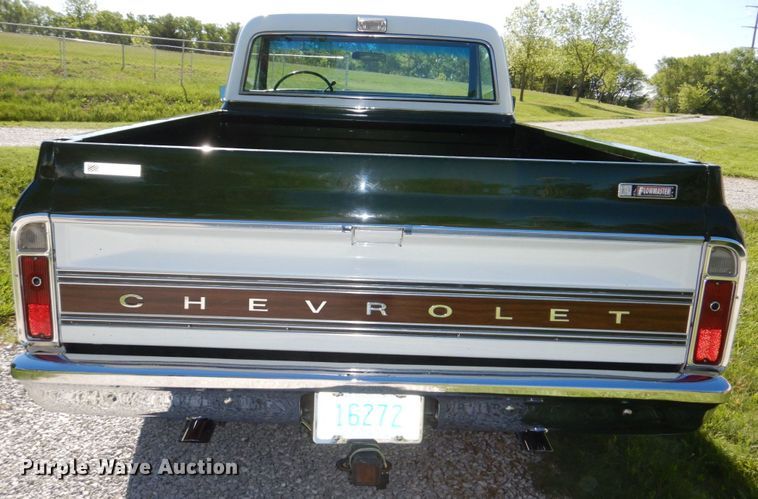 image for item DN7393 1972 Chevrolet Cheyenne 10  pickup truck