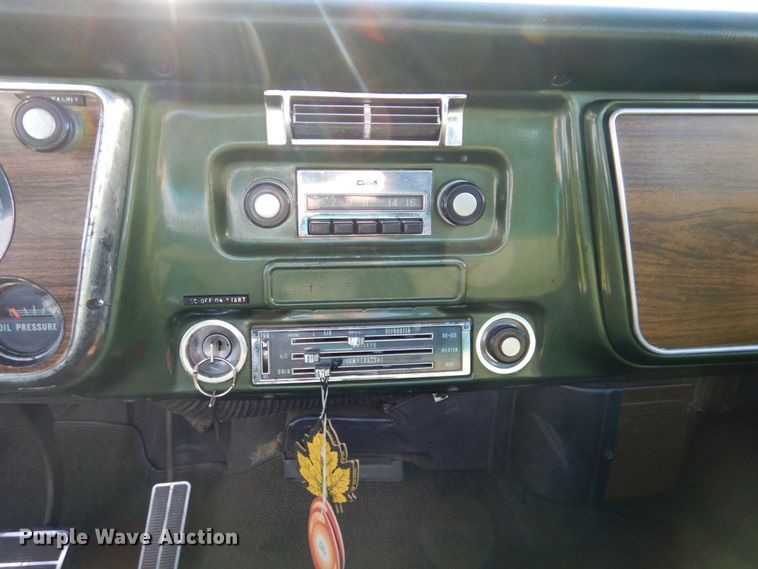 image for item DN7393 1972 Chevrolet Cheyenne 10  pickup truck