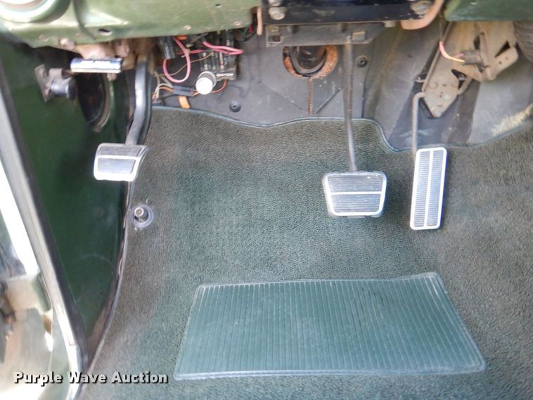 image for item DN7393 1972 Chevrolet Cheyenne 10  pickup truck