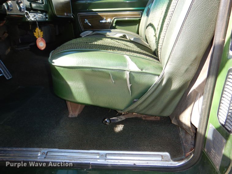 image for item DN7393 1972 Chevrolet Cheyenne 10  pickup truck