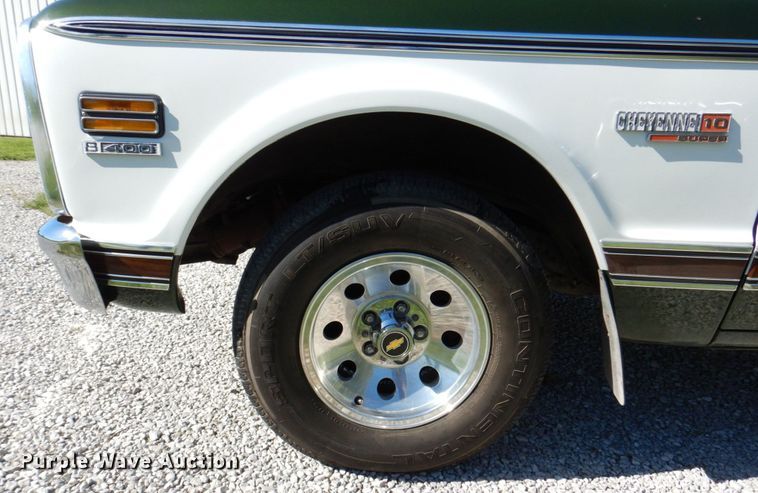 image for item DN7393 1972 Chevrolet Cheyenne 10  pickup truck