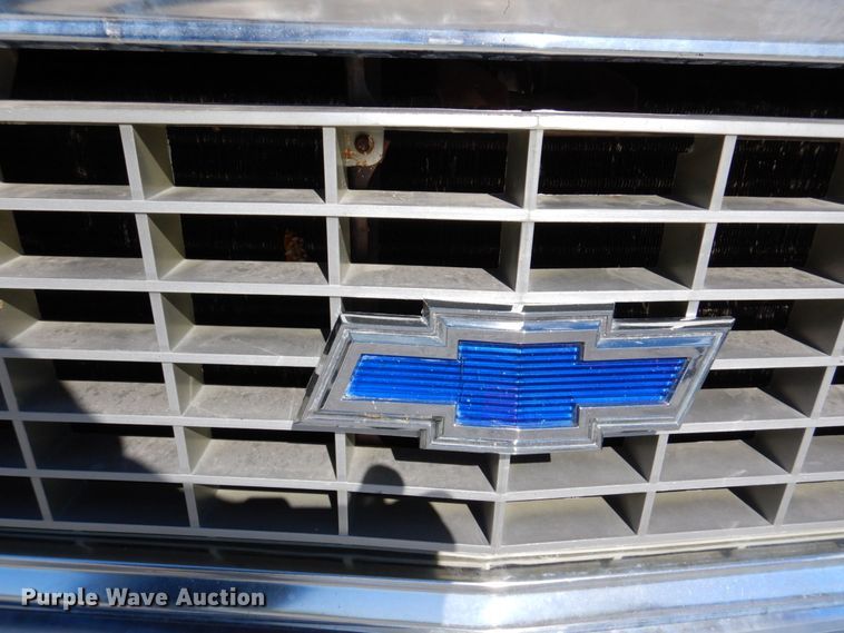 image for item DN7393 1972 Chevrolet Cheyenne 10  pickup truck