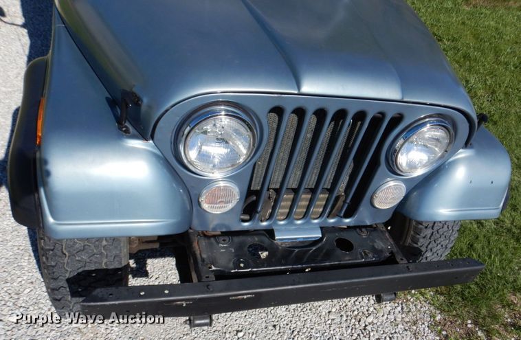 image for item DN7395 1981 Jeep Scrambler CJ8  pickup truck