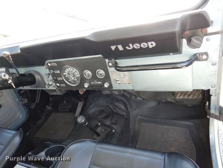 image for item DN7395 1981 Jeep Scrambler CJ8  pickup truck