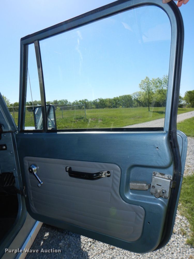 image for item DN7395 1981 Jeep Scrambler CJ8  pickup truck