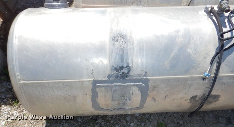 image for item DN7402 (2) aluminum fuel tanks