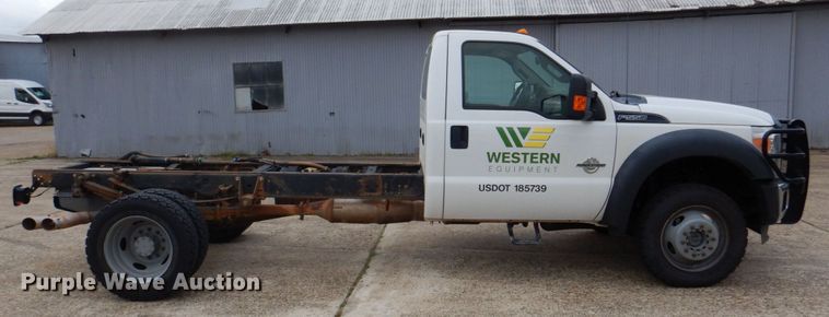 image for item DP4044 2013 Ford F550  truck cab and chassis