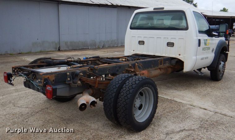 image for item DP4044 2013 Ford F550  truck cab and chassis