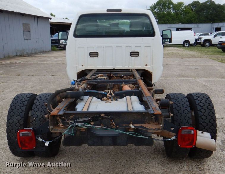 image for item DP4044 2013 Ford F550  truck cab and chassis