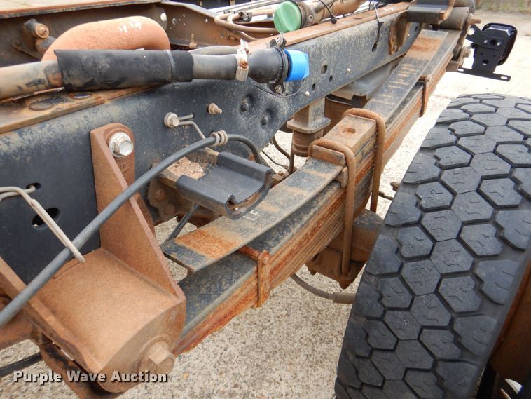 image for item DP4044 2013 Ford F550  truck cab and chassis