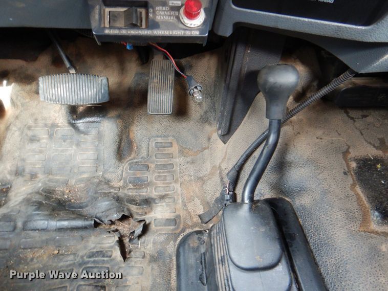 image for item DP4044 2013 Ford F550  truck cab and chassis