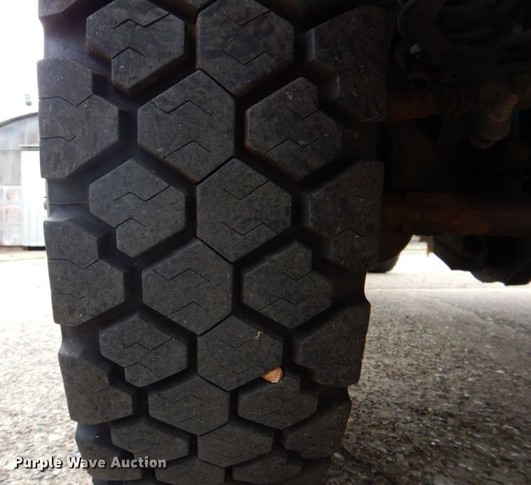 image for item DP4044 2013 Ford F550  truck cab and chassis