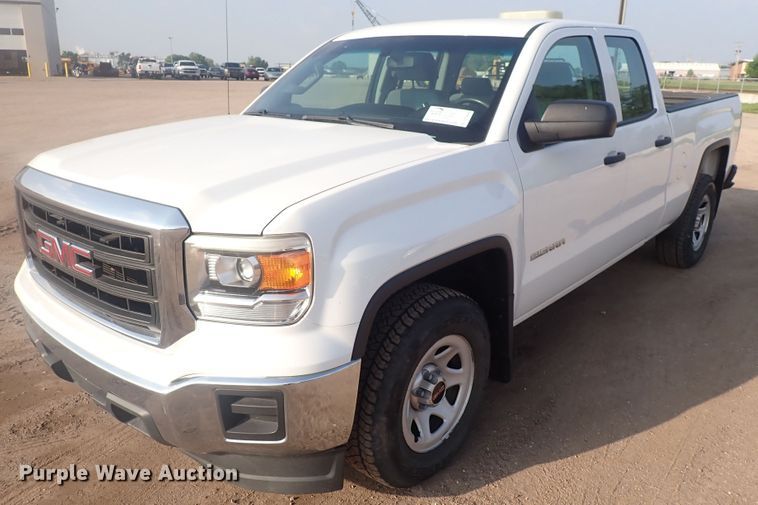 image for item DP4646 2015 GMC Sierra 1500  Double Cab pickup truck