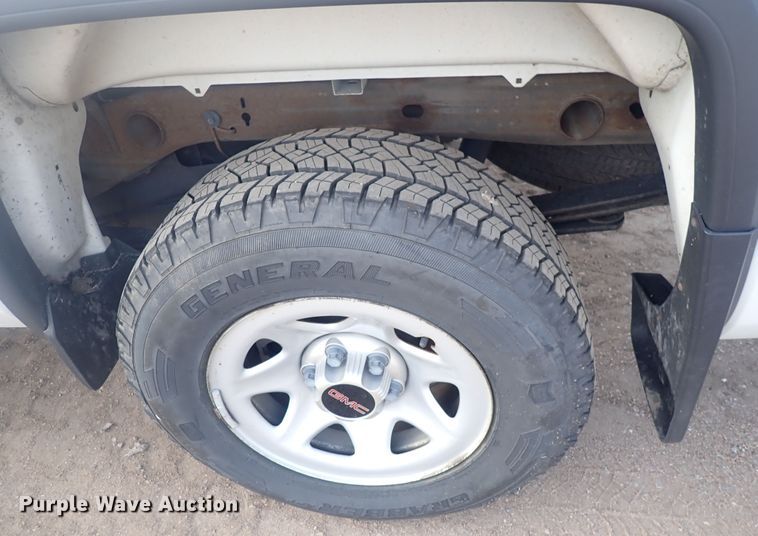 image for item DP4646 2015 GMC Sierra 1500  Double Cab pickup truck