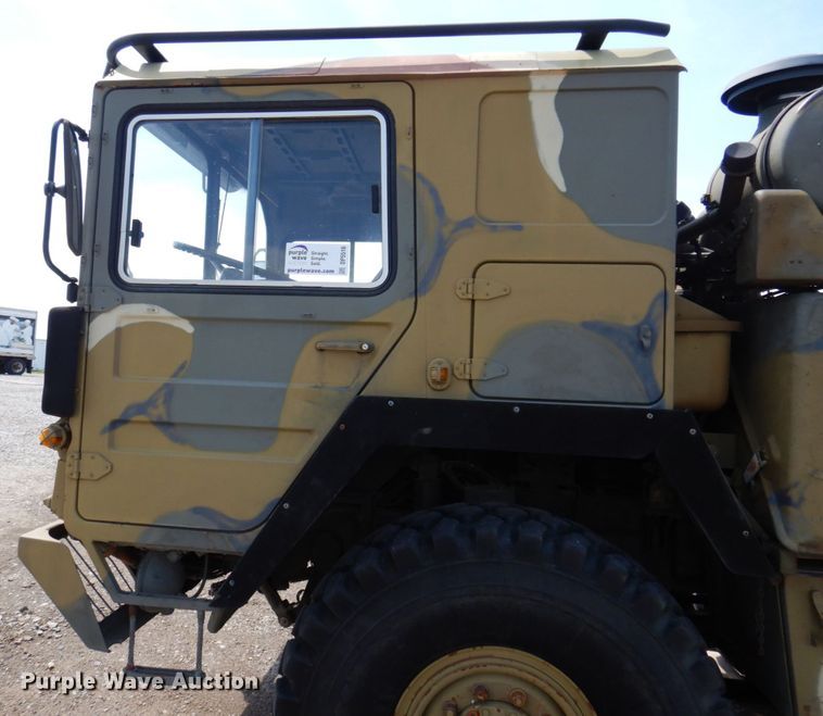 image for item DP5516 1986 MAN M1001  crane truck