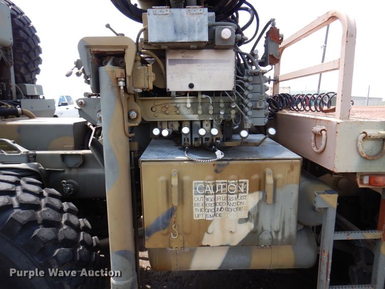 image for item DP5516 1986 MAN M1001  crane truck