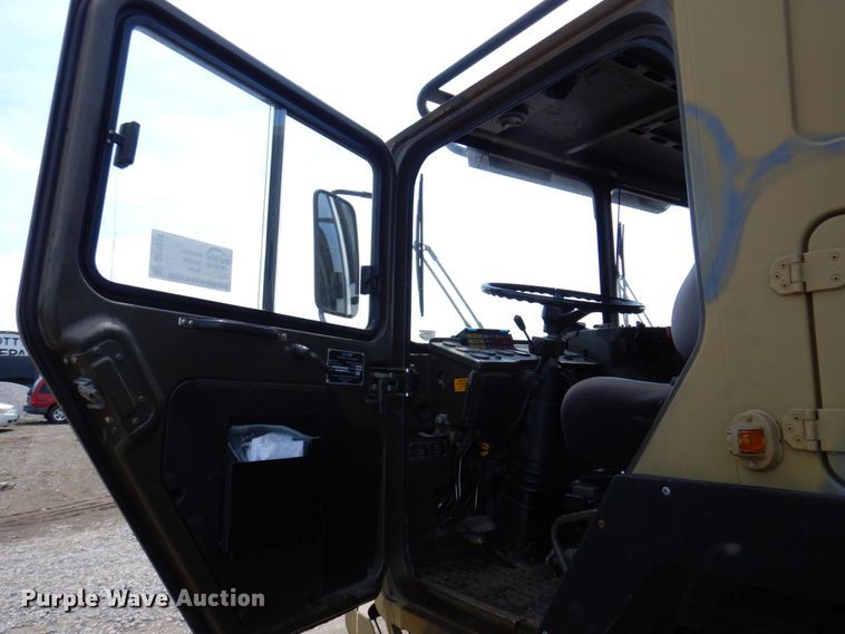 image for item DP5516 1986 MAN M1001  crane truck