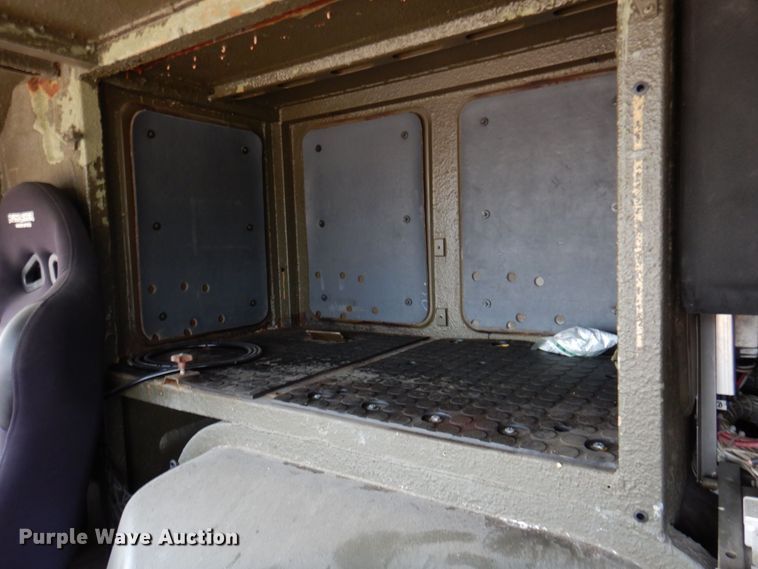 image for item DP5516 1986 MAN M1001  crane truck