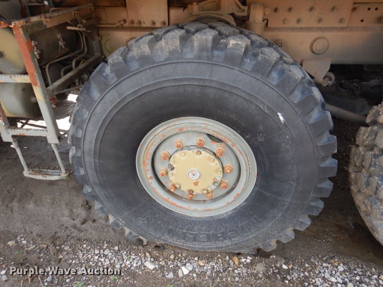 image for item DP5516 1986 MAN M1001  crane truck