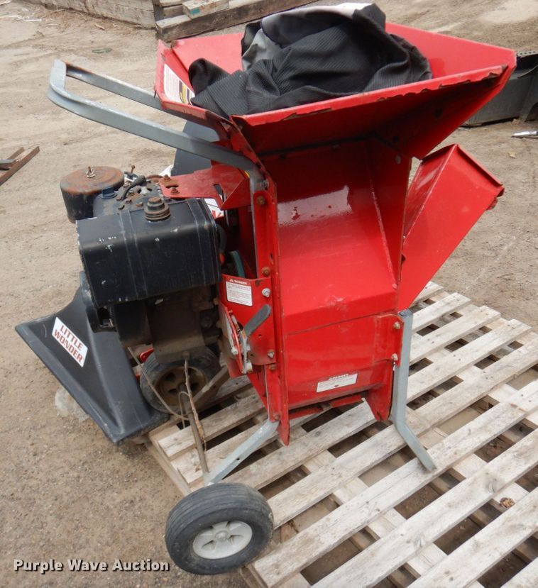 image for item DR0373 Troy-Bilt Super Tomahawk  wood chipper