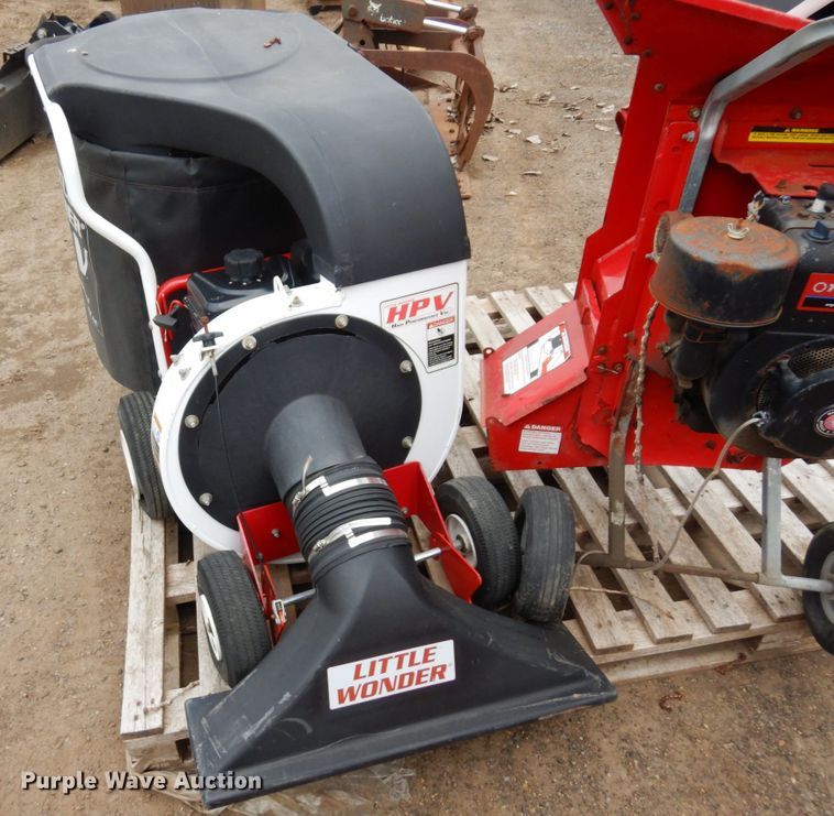 image for item DR0373 Troy-Bilt Super Tomahawk  wood chipper