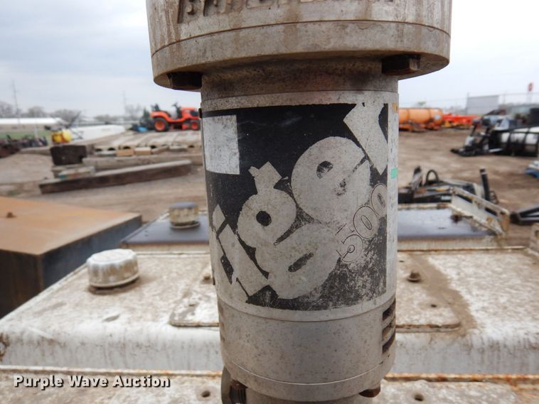 image for item DR0376 (3) Tiger 500 hydraulic tanks